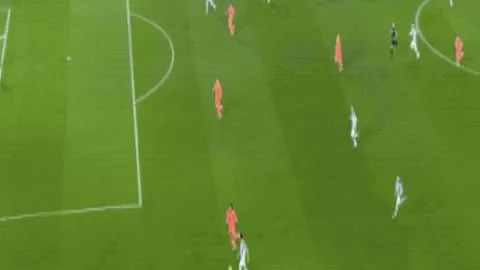 沪上双杰与鲁、津球队积分同分，亚泰、三镇零分暂居末位